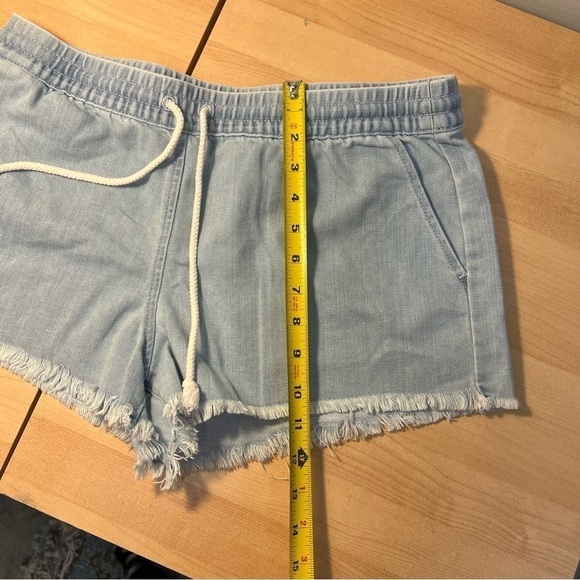 Aerie comfortable jean shorts with draw string - Picture 4 of 8